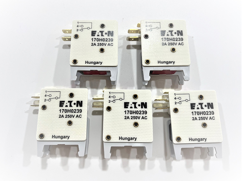 微動(dòng)開關(guān)170H0239 250V 5A